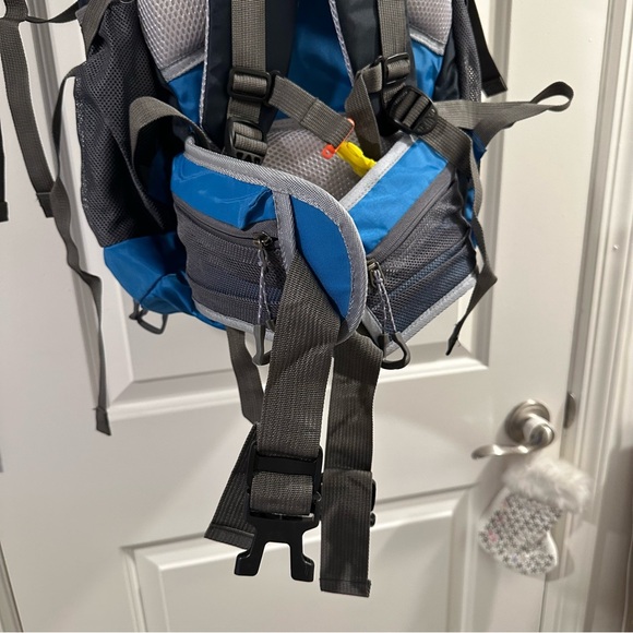 Free Knight 60 L Trekking Hiking Backpack Waterproof Light Weight in Blue - Picture 3 of 8